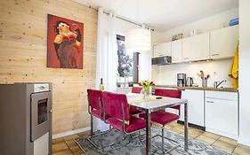 Apartment Mit Kamin-Sonnendurchflutet-Balkon